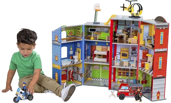 KidKraft Everyday Heroes Wooden Playset Review | 3-Story Adventure with 26 Accessories